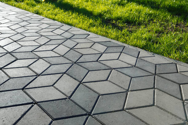 Best Interlocking Driveway Pavers  in Broadview, IL