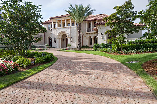 Best Driveway Pavers Installation  in Broadview, IL