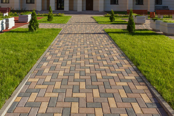 Best Driveway Pavers Near Me  in Broadview, IL